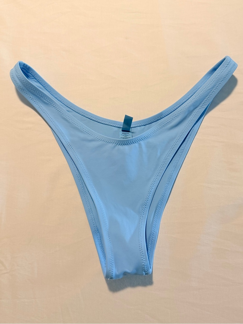 SKIMS Triangle Bikini - Picture 2 of 3